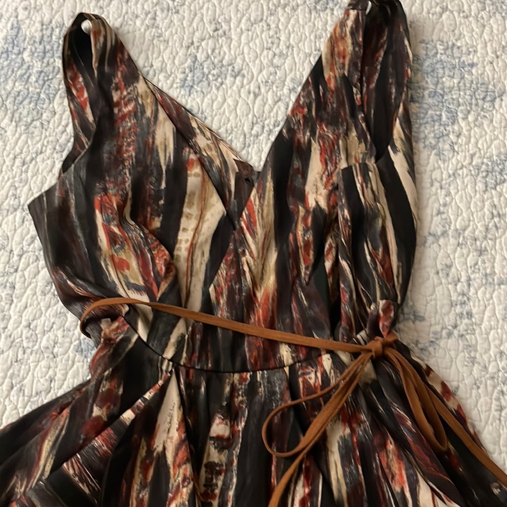 H&M v neck puffy dress